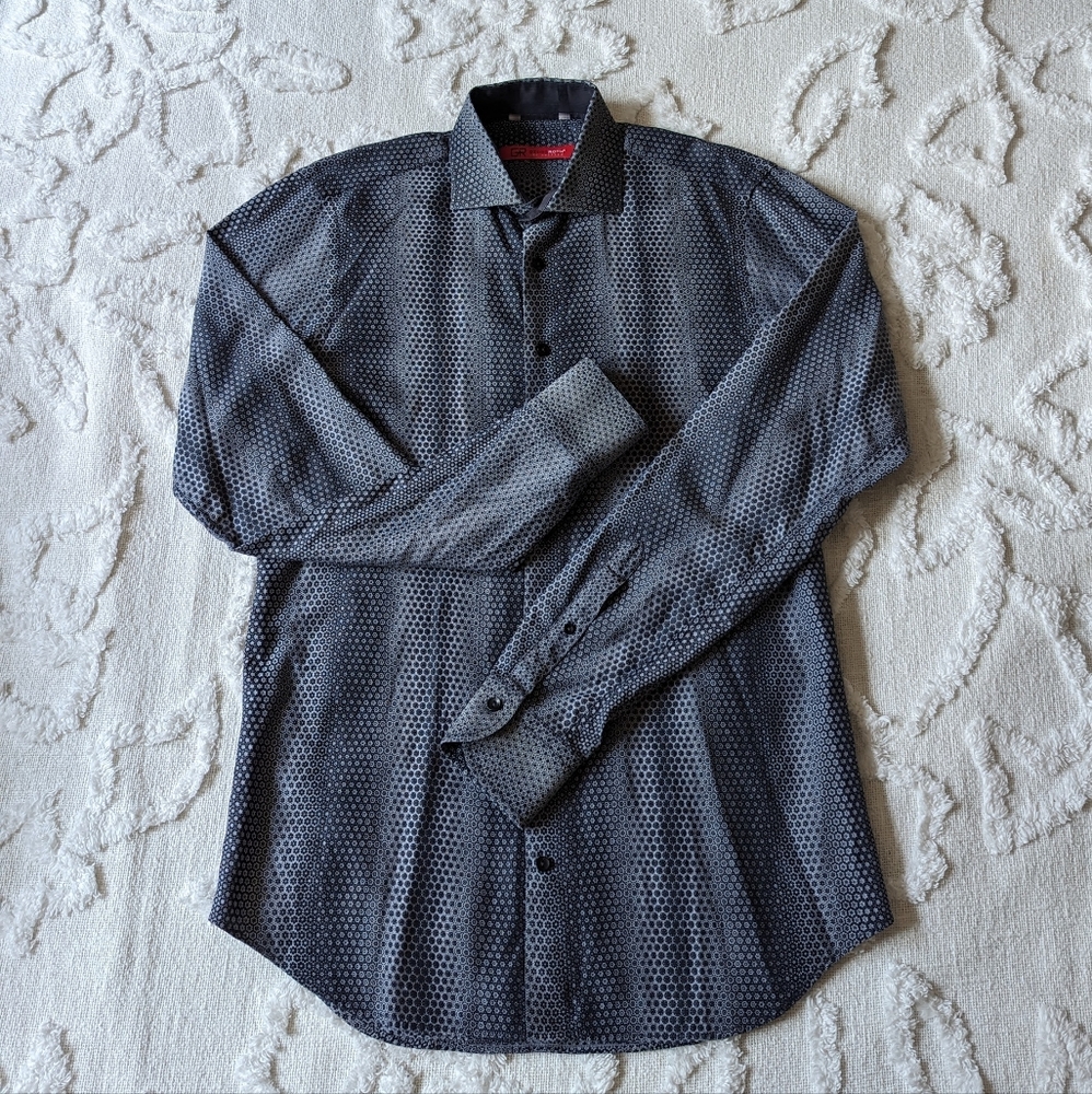 George Roth Los Angeles designer button up dress shirt, size medium.